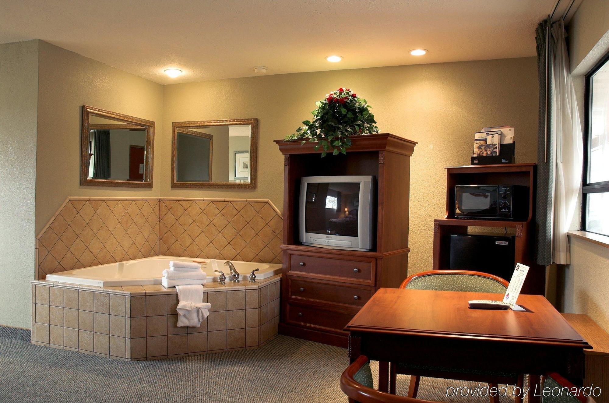 Days Inn By Wyndham Black Bear Salem Kamer foto